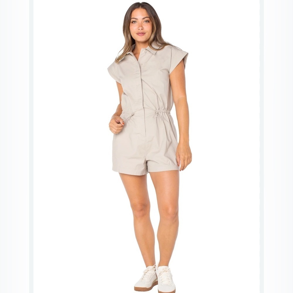 Celebrity Pink Khaki Button-Down Romper Xxl